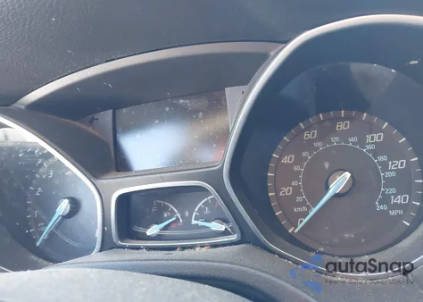 2013 Ford Focus Se z USA, uszkodzony, nr VIN 1FADP3K29DL303382